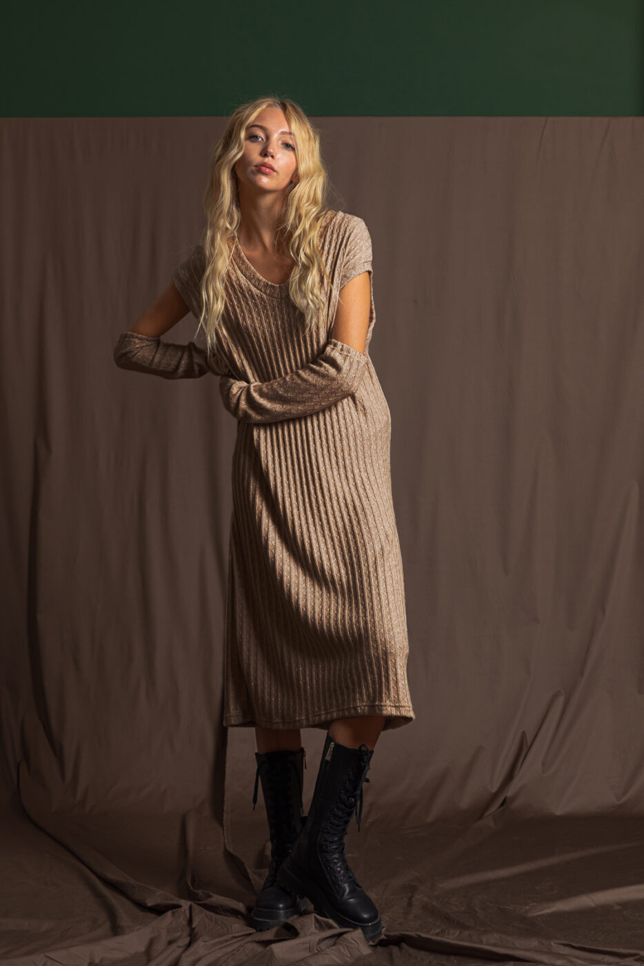 Ahiga knitted dress beige