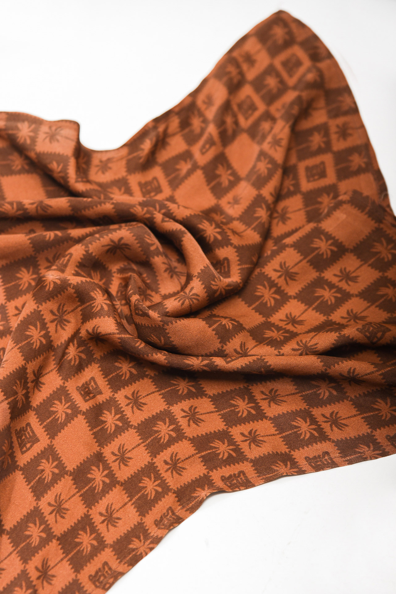 PALM_RUM_SCARF_BROWN