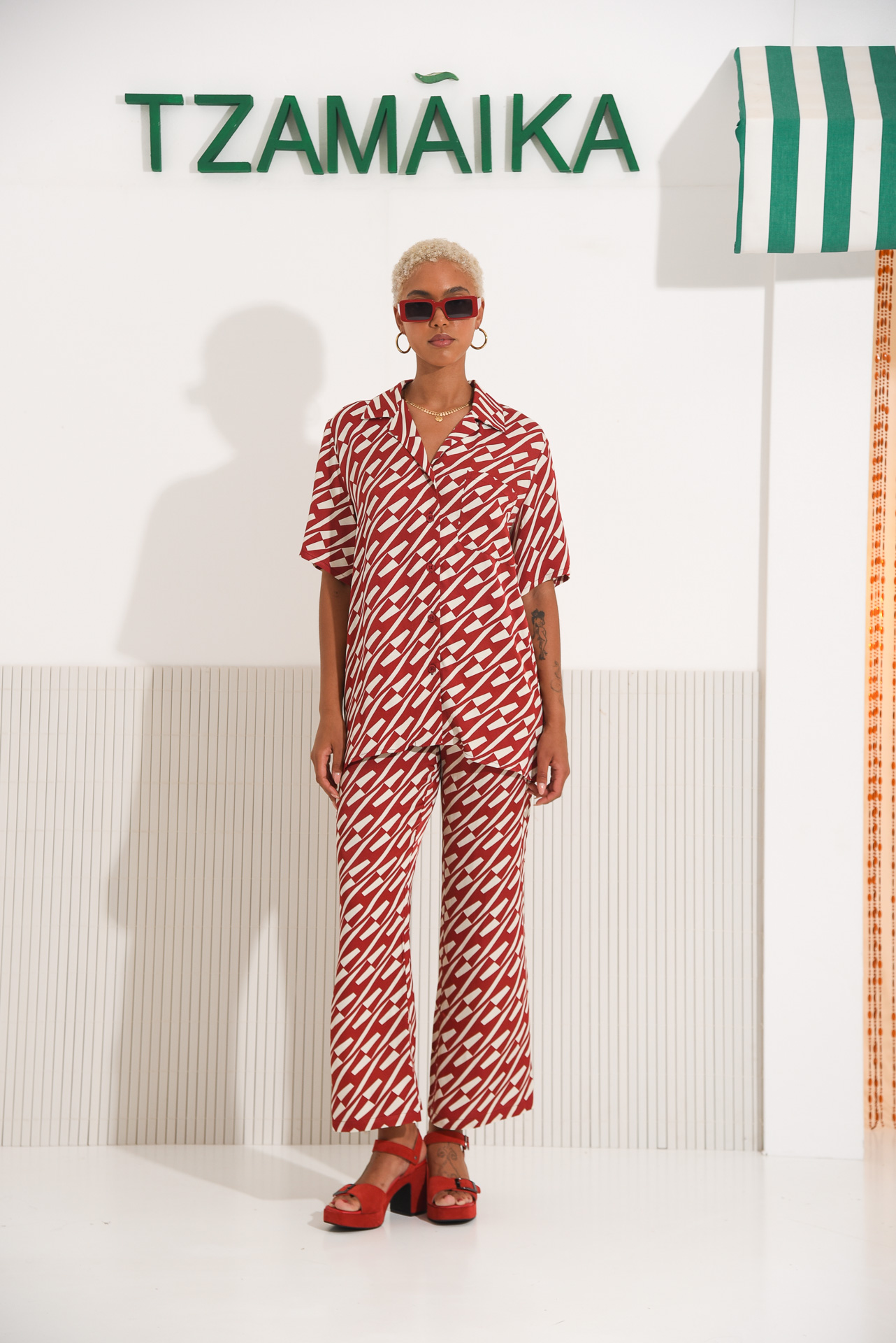 CHILL_ISLAND_SHIRT_PANTS_RED (4)