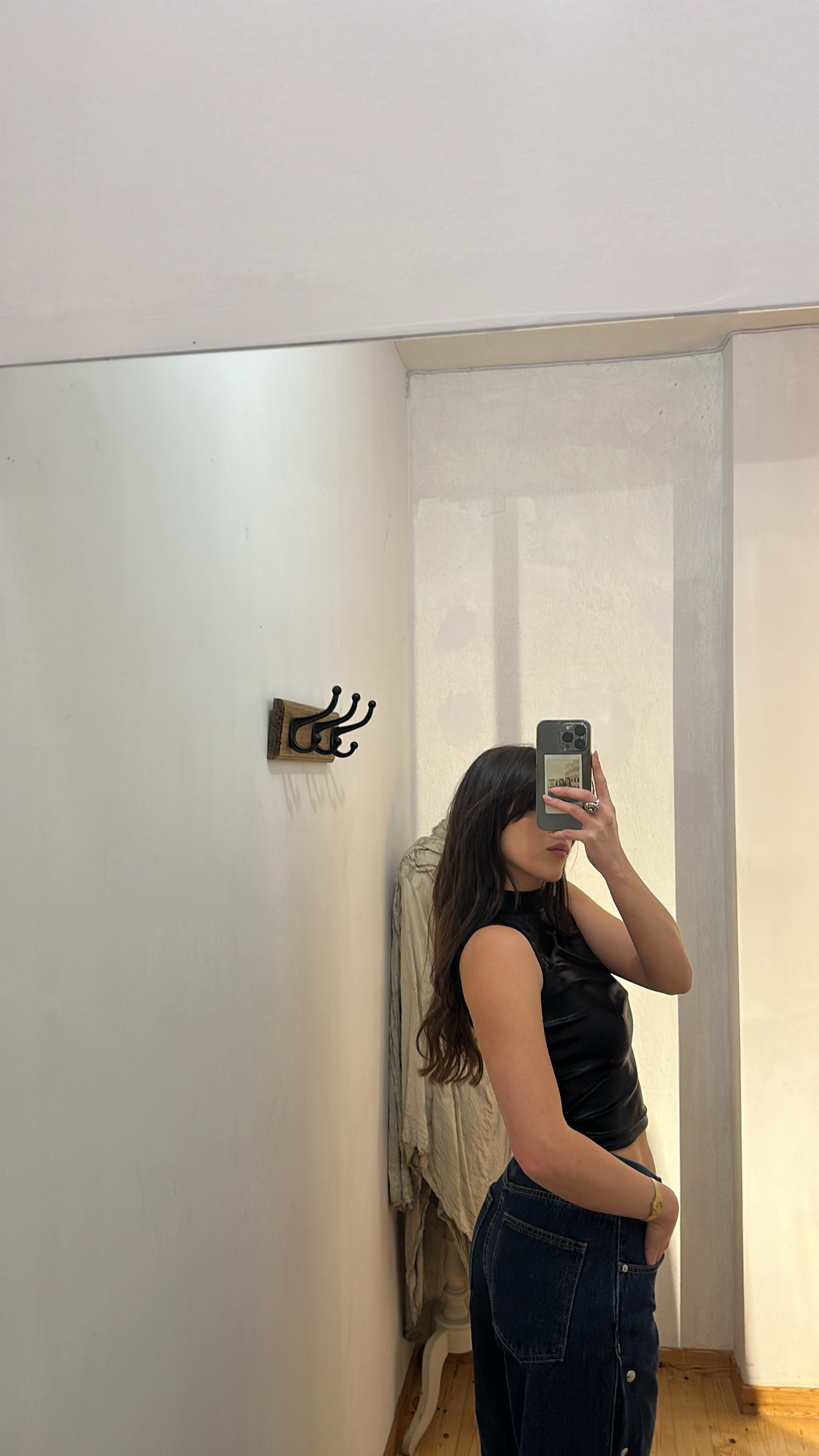 80A9E3A5-446F-4048-9DE2-3E13C403AAE4