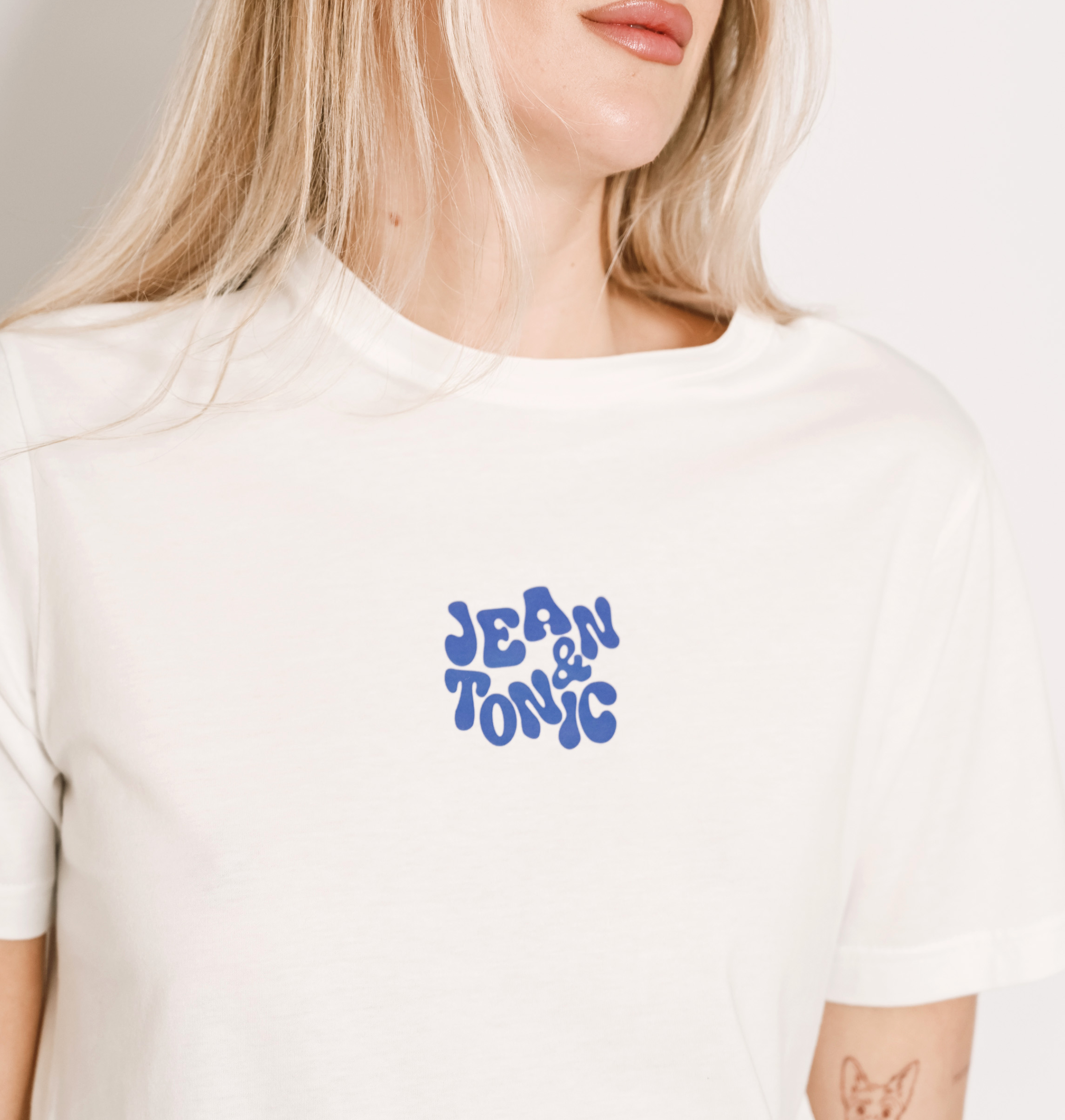 CatalineWhiteJ&T2 CATALINA OFF-WHITE JEAN TONIC - Image 1